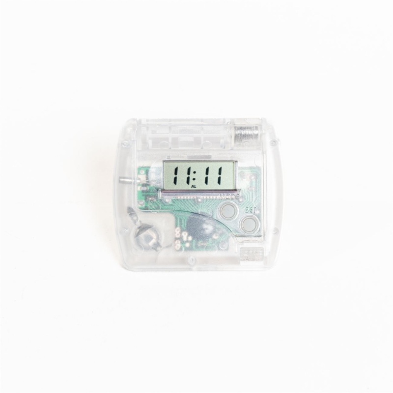 AC171.Reloj de viaje con sistema press up y alarma