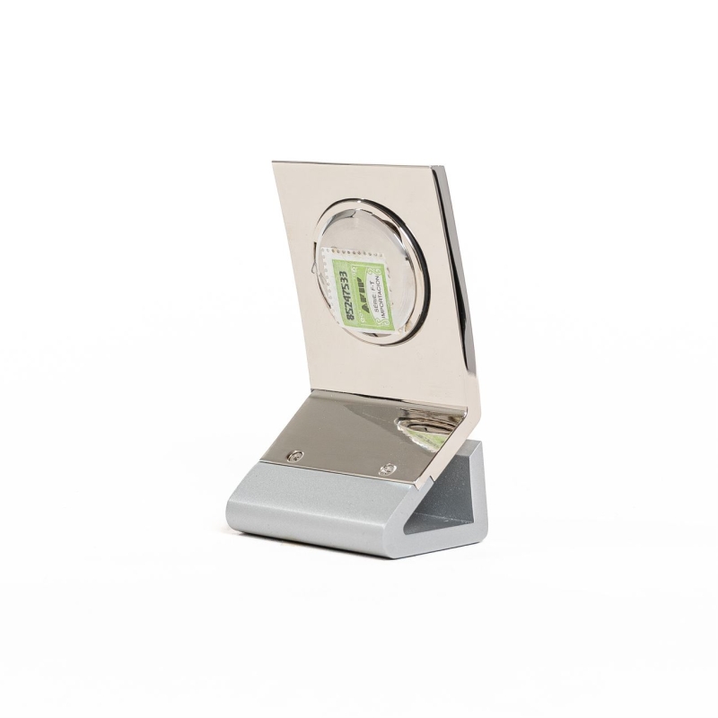 B86278.Reloj de Escritorio Metálico