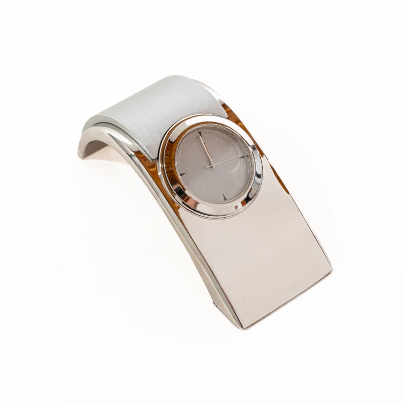 B86313.Reloj de Escritorio Curvo Metálico