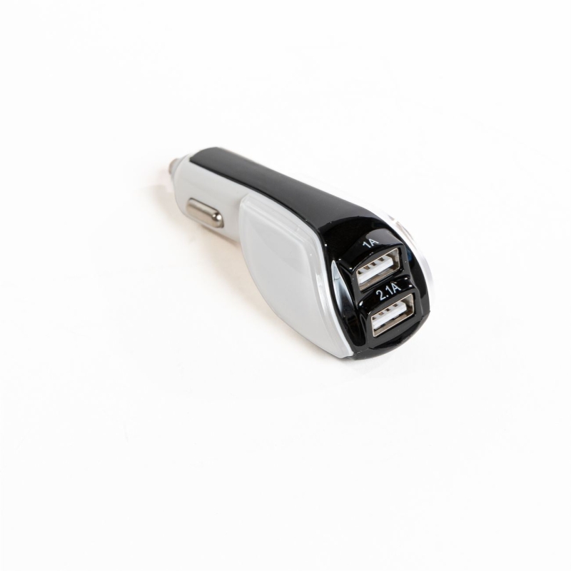UB145.USB CAR CHARGER