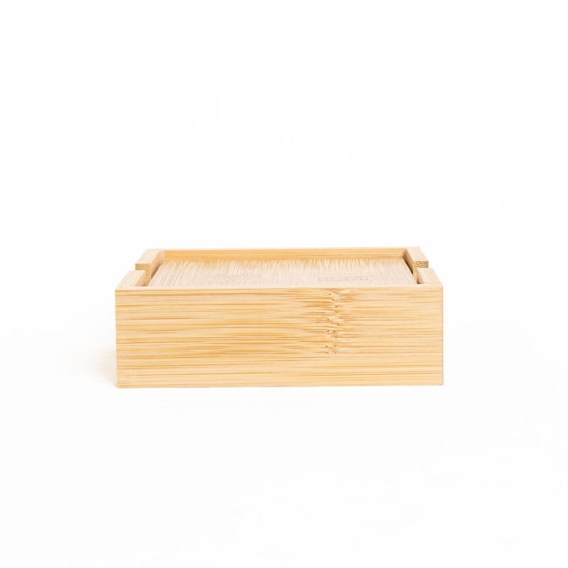 Set de 4 portavasos con base en bamboo