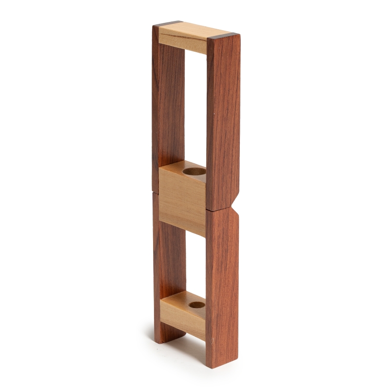 Porta bolígrafo de madera.  RM-20-1